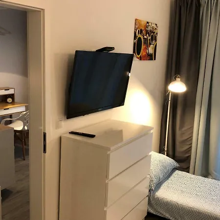 Uni Joanneum Apartman *